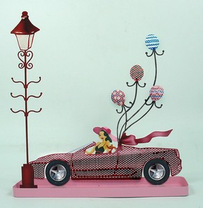 Car w/balloons earring holder -Vikolya, YTM