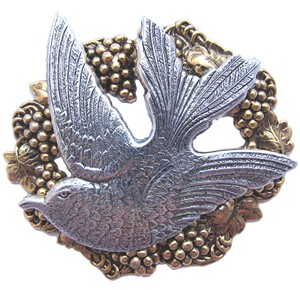 Victorian Shoe magnetic brooch